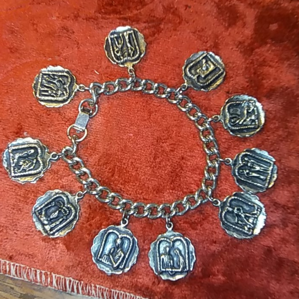 10 commandment charm bracelet vintage